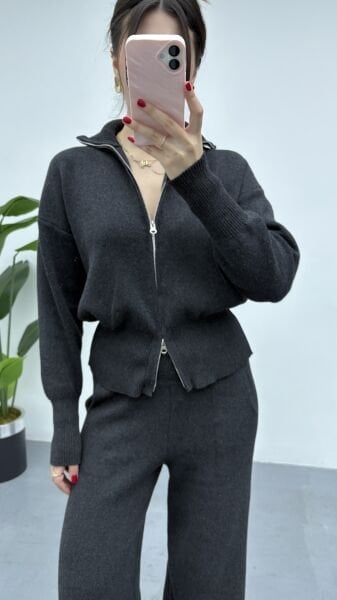 Çift Fermuarlı Triko Takım